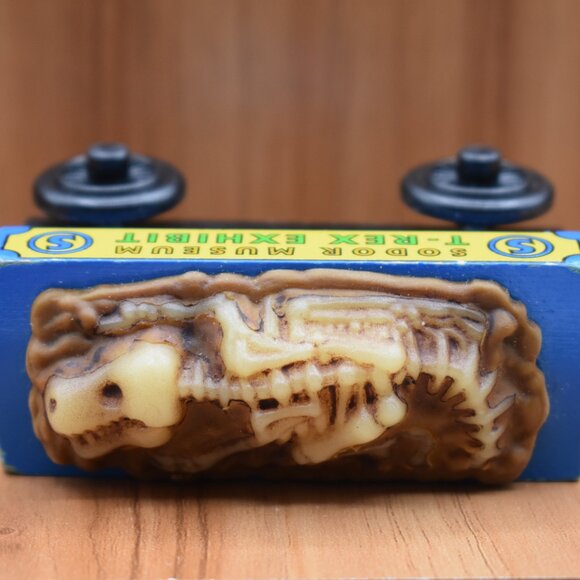 Sodor Museum T-Rex Exhibit Fossil Car Thomas & Friends Wooden Railway Trains - Picture 5 of 7